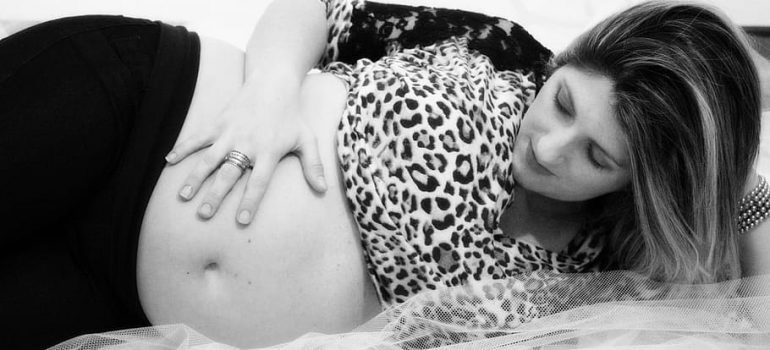 pregnant-pregnancy-pregnant-woman-woman