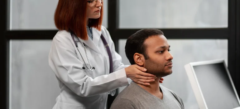 physiotherapist-guiding-stiff-neck-therapy