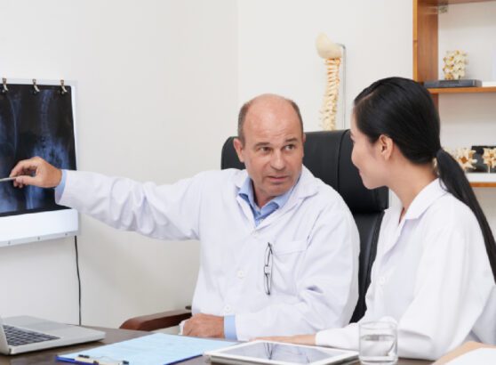 comparison-of-healthy-bone-matrix-versus-the-porous-structure-of-osteoporosis