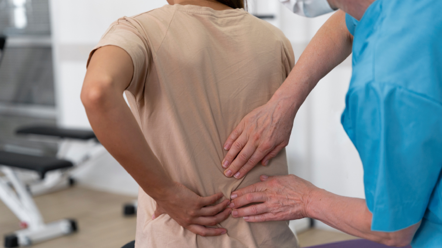 biomechanical-graphic-demonstrating-how-lumbar-flexion-widens-the-spinal-canal-compared-to-lumbar-extension